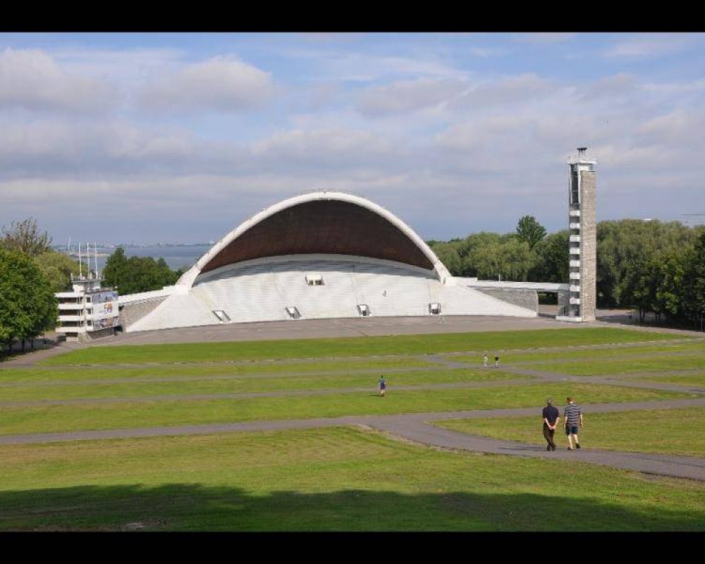 tallinn shell